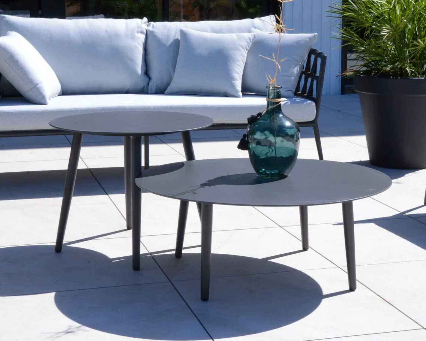 New Tables basses rondes diam. 85 et 60 aluminium anthracite "Saumur" Table Basse Ovale Ou Ronde