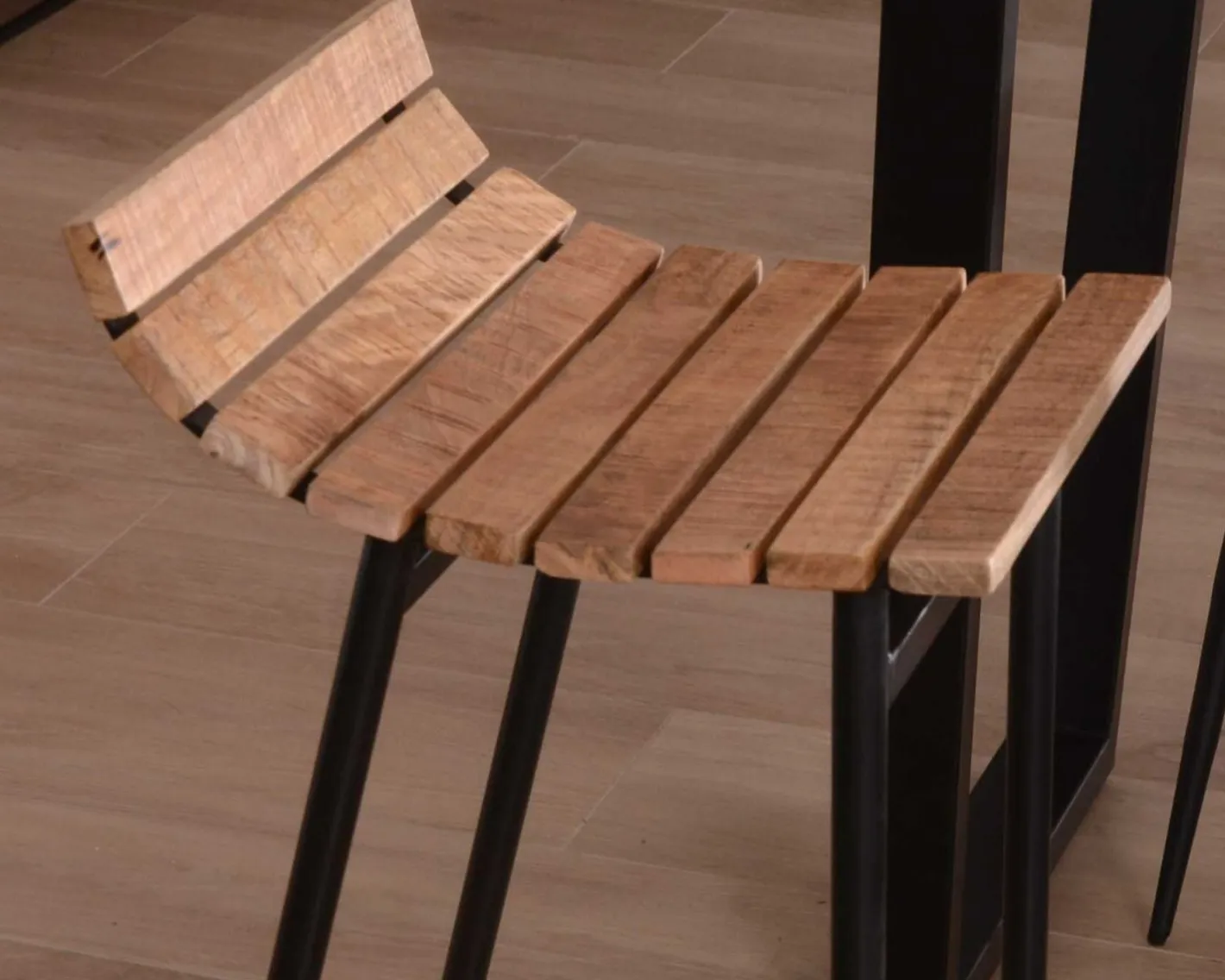 Tabouret de bar design métal et bois massif "Caractère" Chaise De Bar|Tabouret De Bar