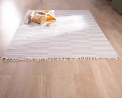 New Tapis rayé bleu clair et crème 