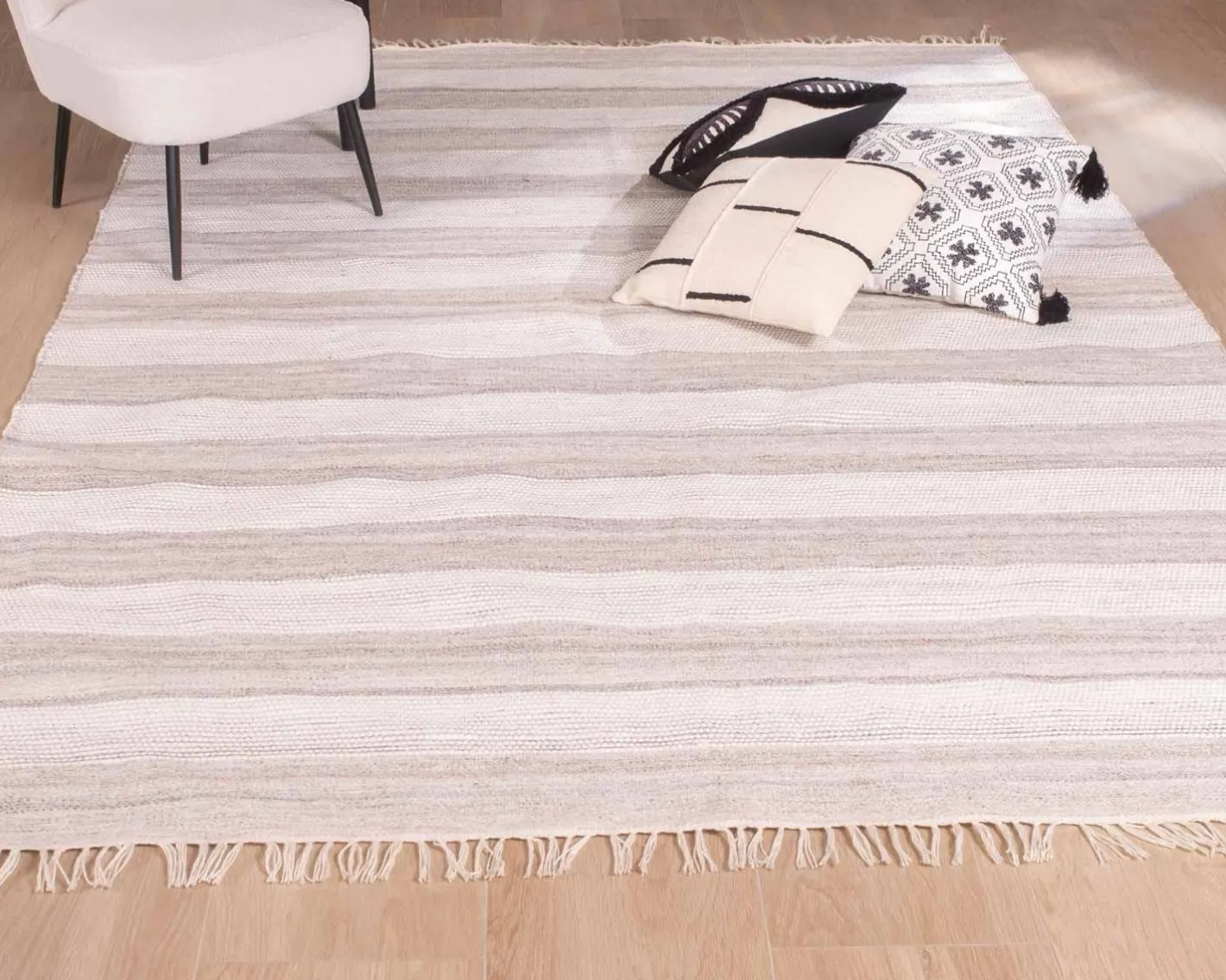 Hot Tapis rayé coloris doux 120x180cm "Kavon" Décoration